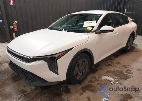 2025 Kia K4 Lx from USA, damaged, VIN 3KPFT4DE2SE014300